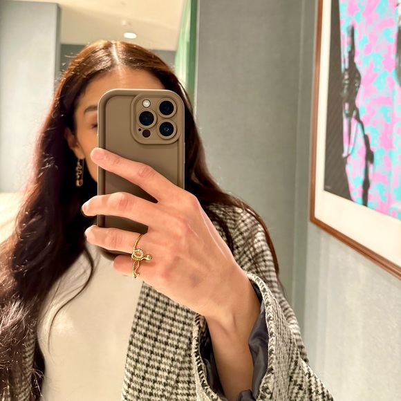 Meet your Posher, Sha - Picture 1 of 1